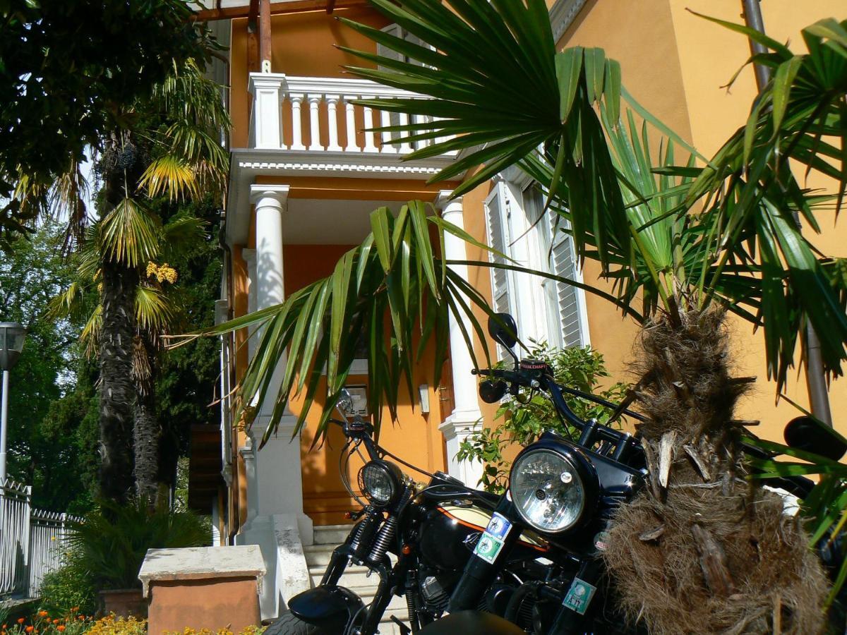 B&B Aquilone Ουρμπίνο Εξωτερικό φωτογραφία
